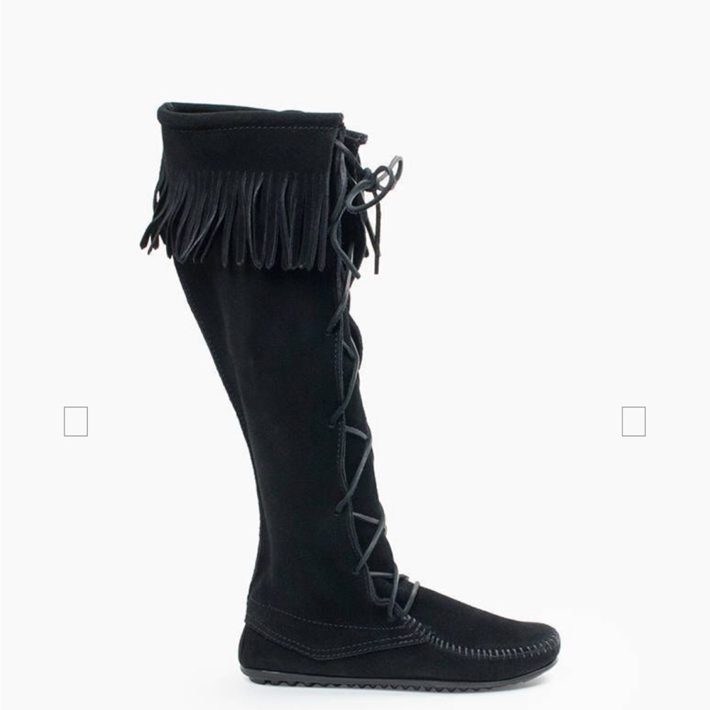 Minnetonka Black Moccasin Boots Size 7
